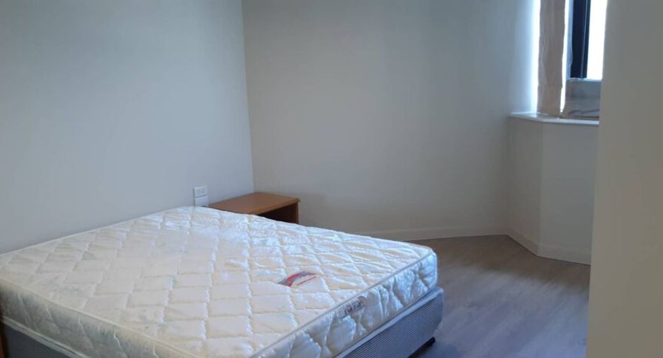 Condo en alquiler de 3 habitaciones en Khlong Toei, Bangkok