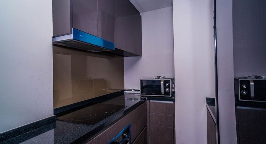 Wohnung zur Miete mit 3 Zimmer in Khlong Toei, Bangkok
