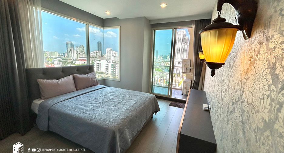 À louer 3 chambres condo à Watthana, Bangkok