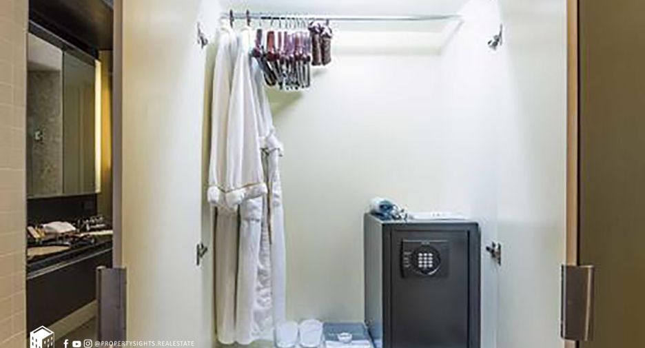 Wohnung zur Miete mit 3 Zimmer in Khlong Toei, Bangkok