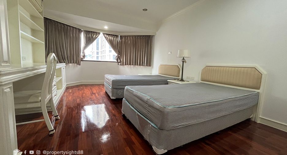 Wohnung zur Miete mit 3 Zimmer in Khlong Toei, Bangkok