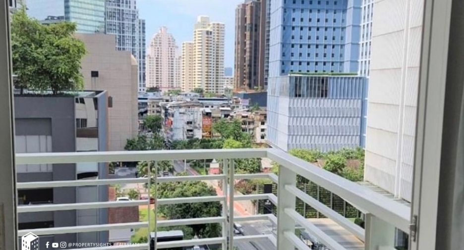 À louer 2 chambres condo à Khlong Toei, Bangkok