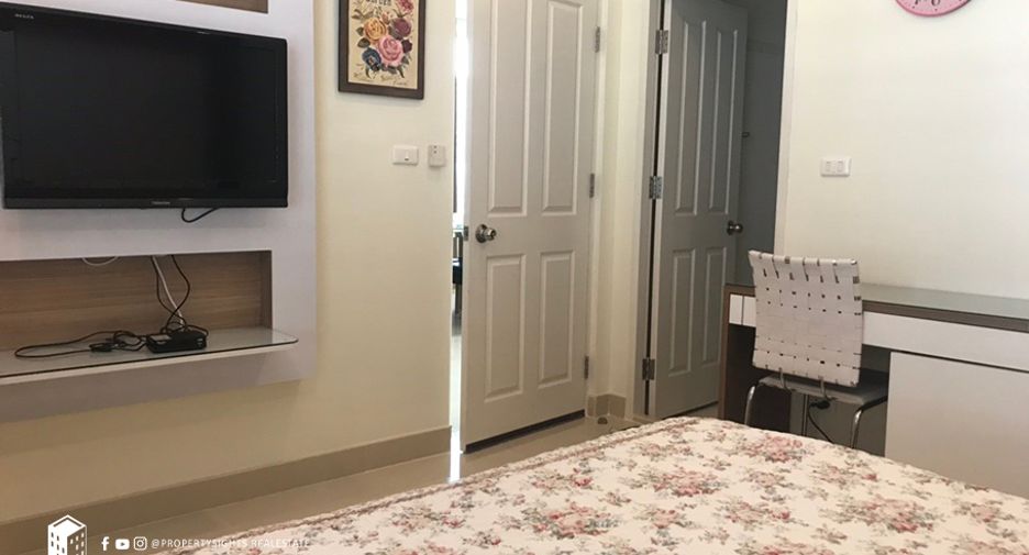For rent 3 bedrooms condo in Khlong Toei, Bangkok