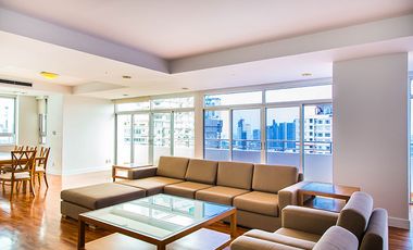 For rent 3 bedrooms condo in Khlong Toei, Bangkok