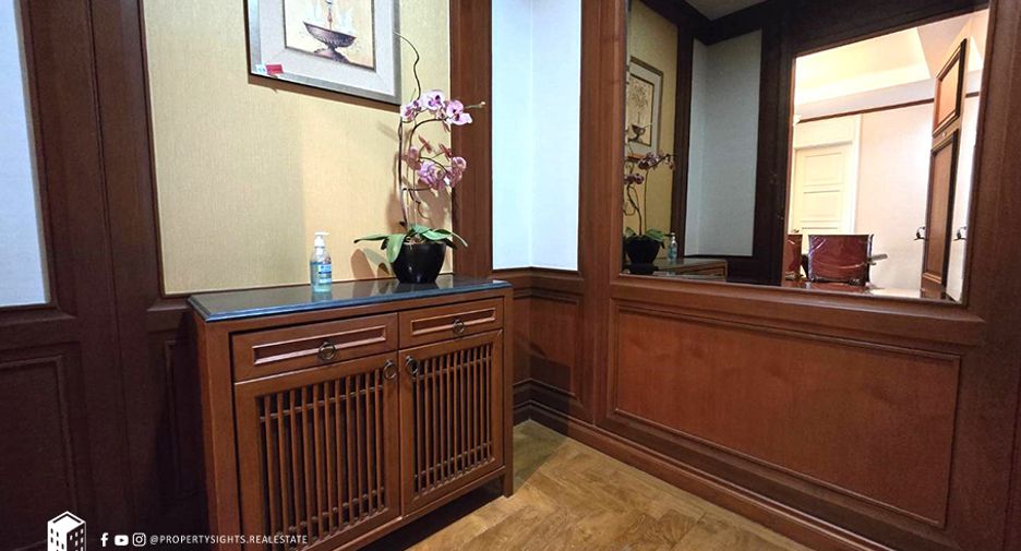 ให้เช่า 2 ห้องนอน คอนโด ใน คลองเตย, กรุงเทพฯ