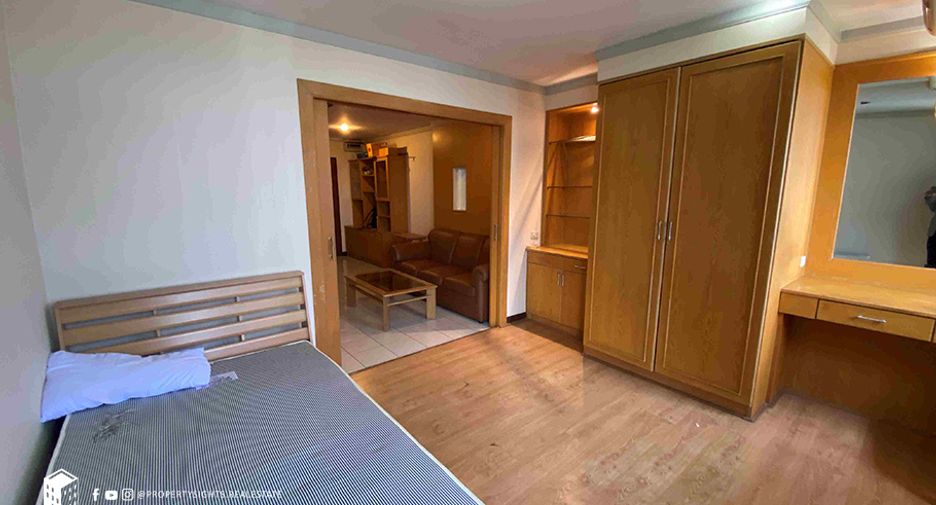 À louer 2 chambres condo à Watthana, Bangkok