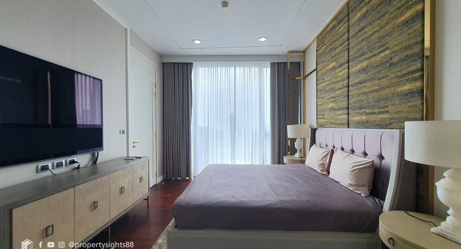 À louer 3 chambres condo à Khlong Toei, Bangkok