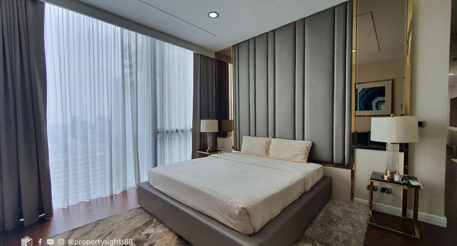 À louer 3 chambres condo à Khlong Toei, Bangkok