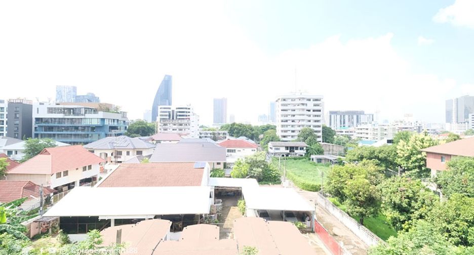 ให้เช่า 4 ห้องนอน คอนโด ใน คลองเตย, กรุงเทพฯ