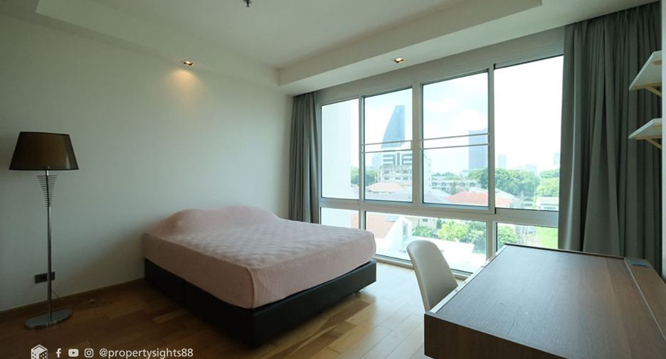 ให้เช่า 4 ห้องนอน คอนโด ใน คลองเตย, กรุงเทพฯ