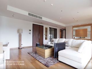 For rent 4 bedrooms condo in Khlong Toei, Bangkok