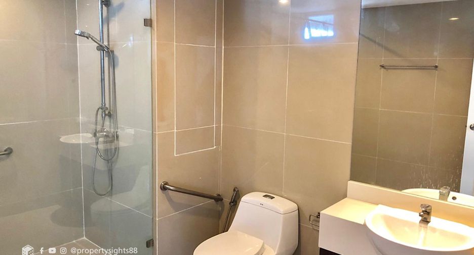 Wohnung zur Miete mit 4 Zimmer in Watthana, Bangkok