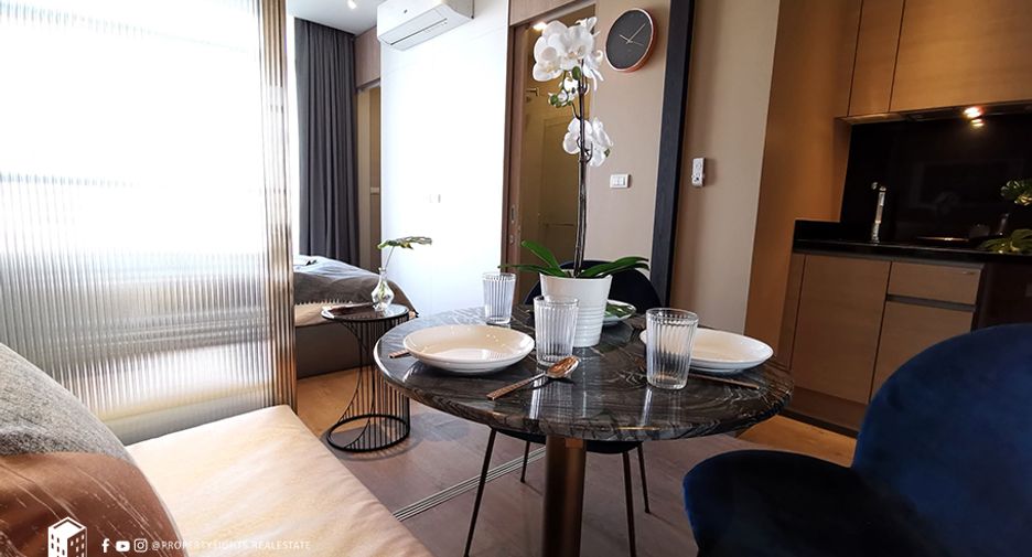 Condo en alquiler de 1 habitaciones en Khlong Toei, Bangkok