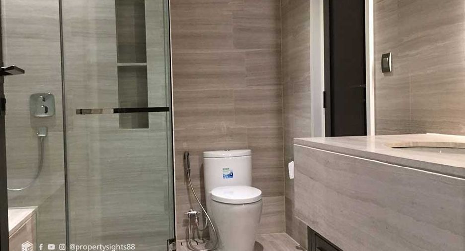 For rent 1 bed condo in Khlong Toei, Bangkok