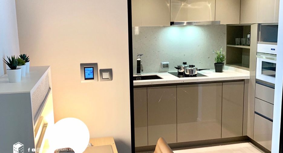 For rent 1 bed condo in Khlong Toei, Bangkok