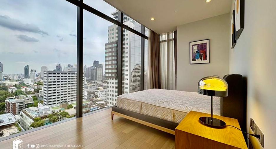 Condo en alquiler de 2 habitaciones en Khlong Toei, Bangkok