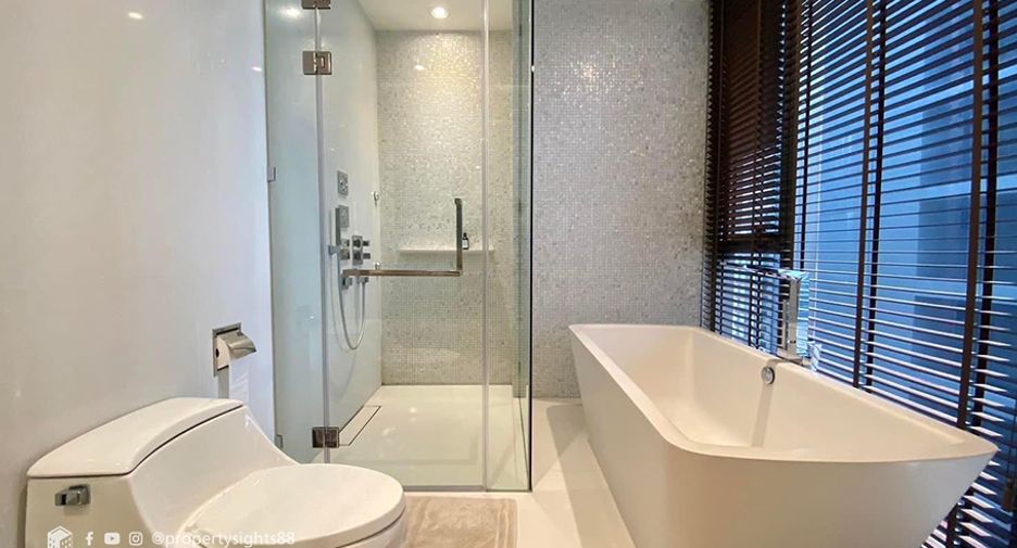 For rent 2 ベッドルーム condo in Khlong Toei, Bangkok