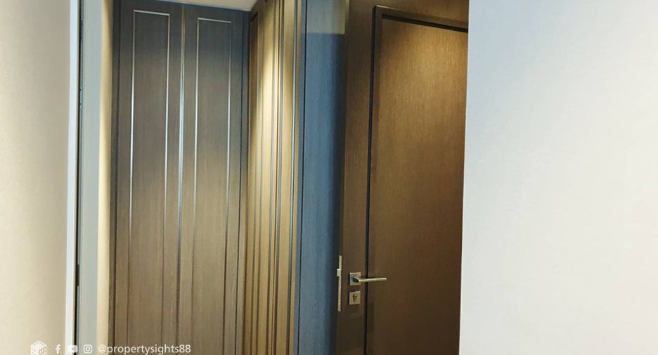 For rent 2 bedrooms condo in Khlong Toei, Bangkok