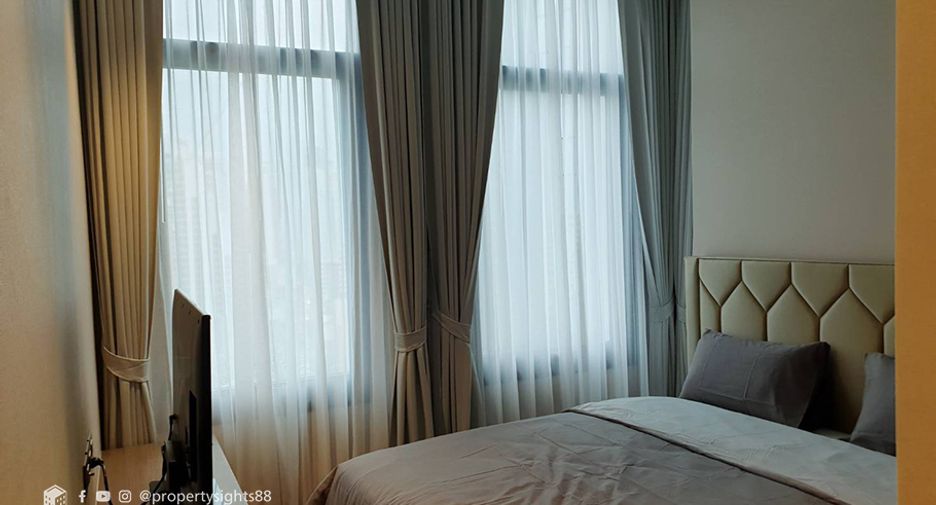 For rent 2 bedrooms condo in Khlong Toei, Bangkok