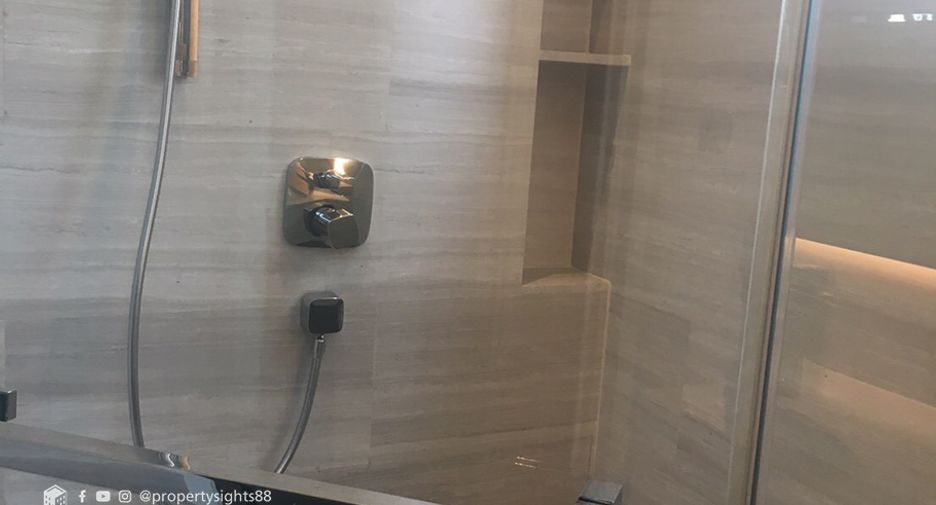 Condo en alquiler de 2 habitaciones en Khlong Toei, Bangkok