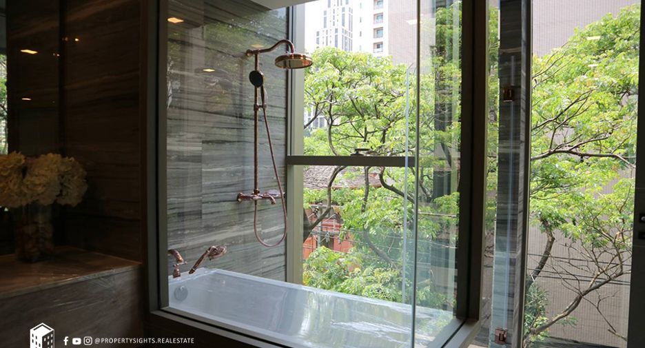 À vendre 3 chambres condo à Watthana, Bangkok