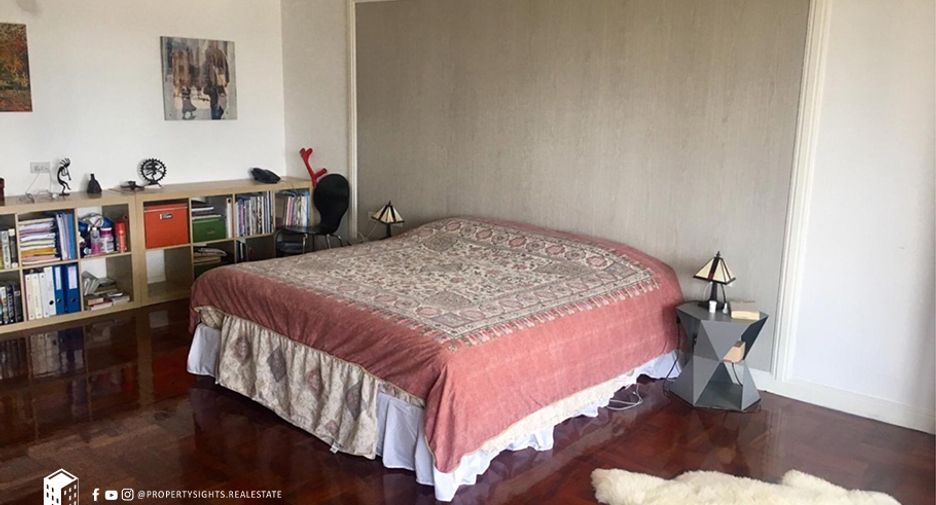 Wohnung zur Miete mit 3 Zimmer in Khlong Toei, Bangkok