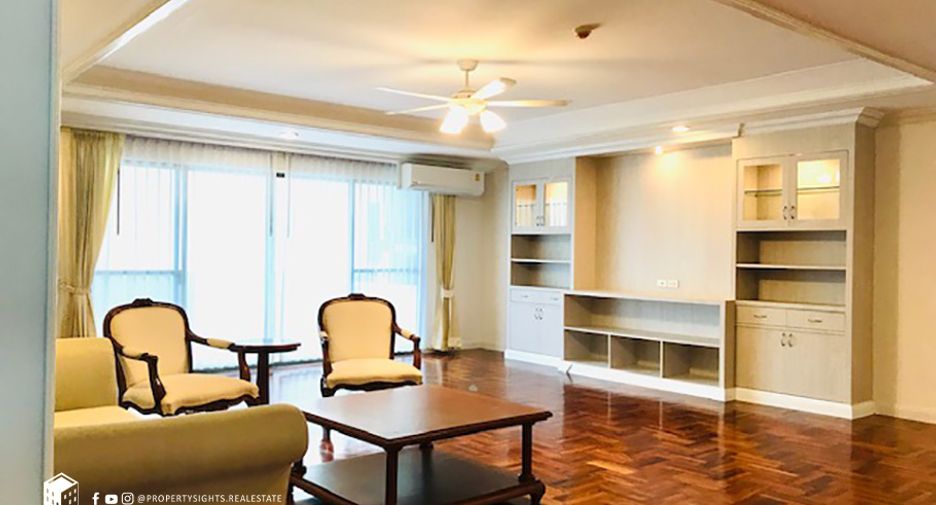 À louer 4 chambres condo à Khlong Toei, Bangkok
