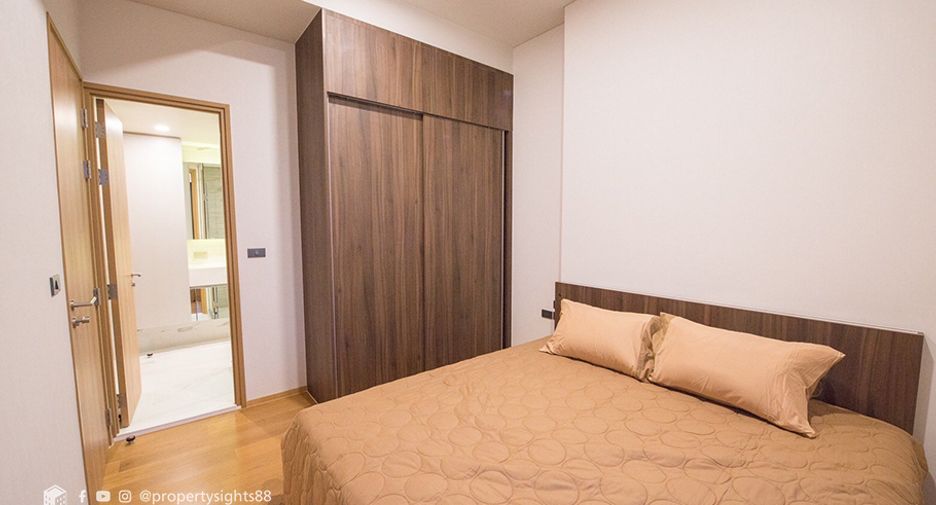 À louer 2 chambres condo à Watthana, Bangkok