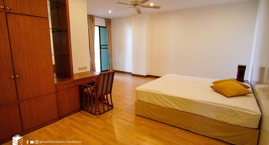 For rent 3 bedrooms condo in Watthana, Bangkok