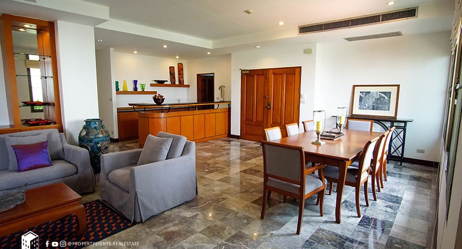 For rent 3 bedrooms condo in Watthana, Bangkok