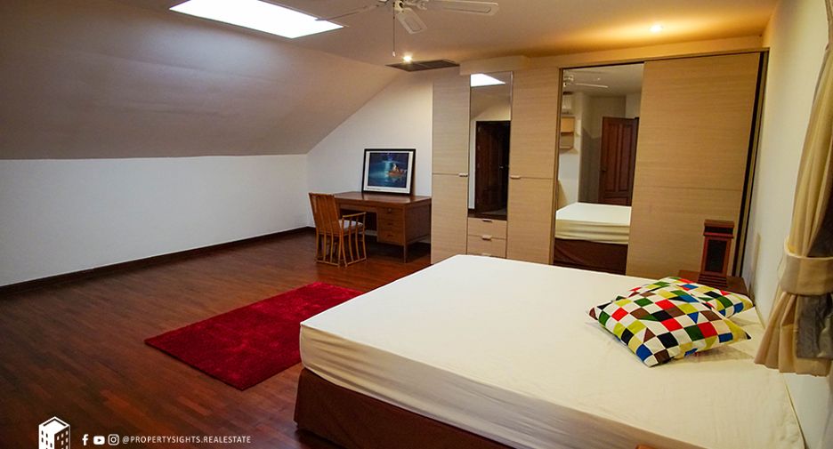 Condo en alquiler de 4 habitaciones en Watthana, Bangkok