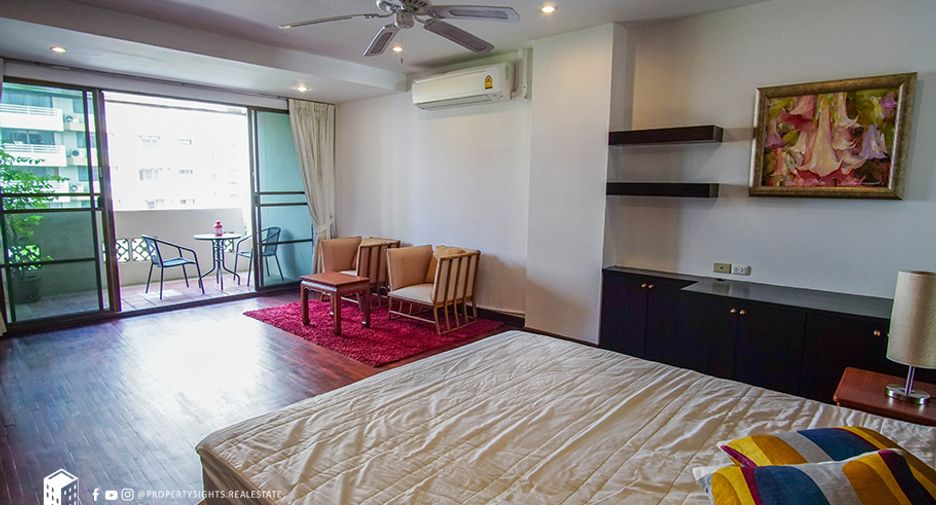 Condo en alquiler de 4 habitaciones en Watthana, Bangkok