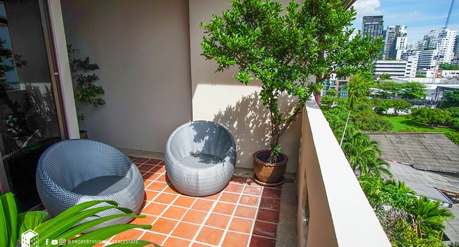 Condo en alquiler de 4 habitaciones en Watthana, Bangkok