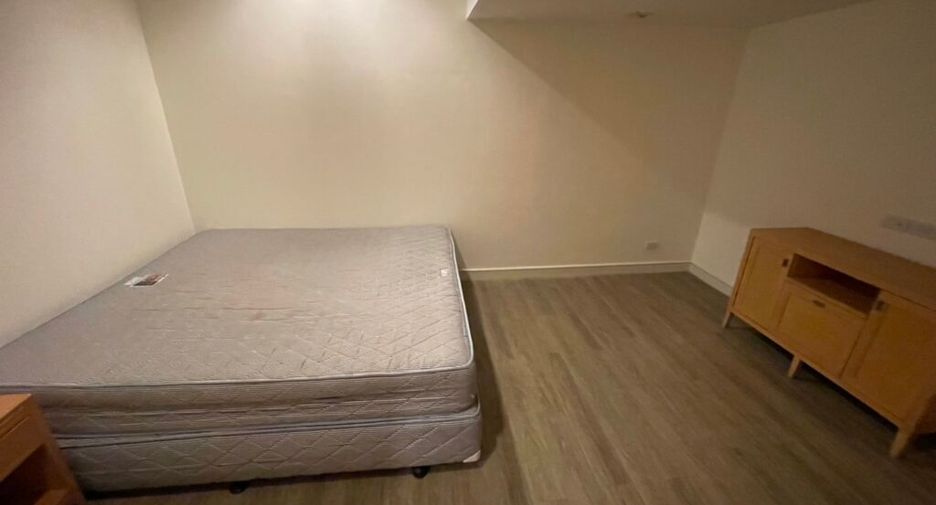 Condo en alquiler de 3 habitaciones en Khlong Toei, Bangkok