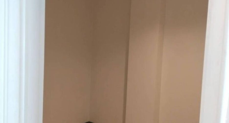 For rent 2 bedrooms condo in Sathon, Bangkok