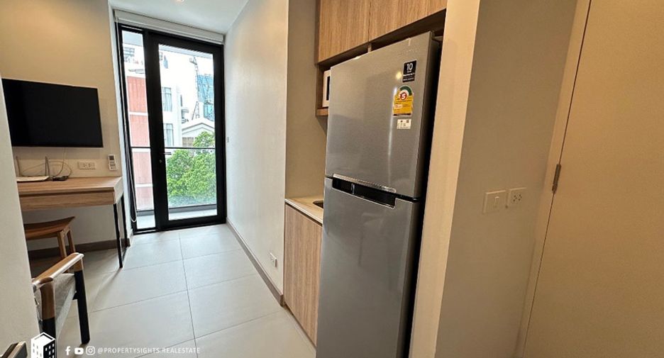 For rent 1 bed condo in Pathum Wan, Bangkok