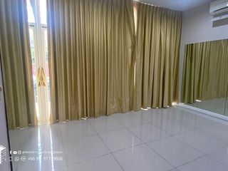 Reihenhaus zur Miete mit 4 Zimmer in Khlong Toei, Bangkok