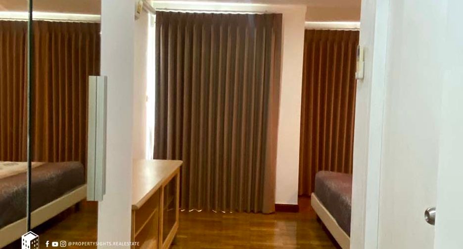 For rent 1 bed condo in Yan Nawa, Bangkok