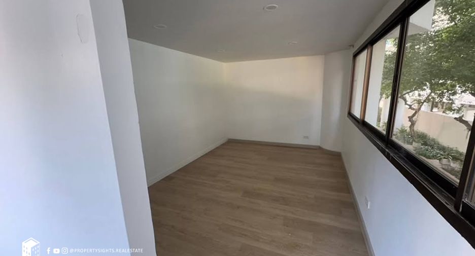 For rent office in Khlong Toei, Bangkok
