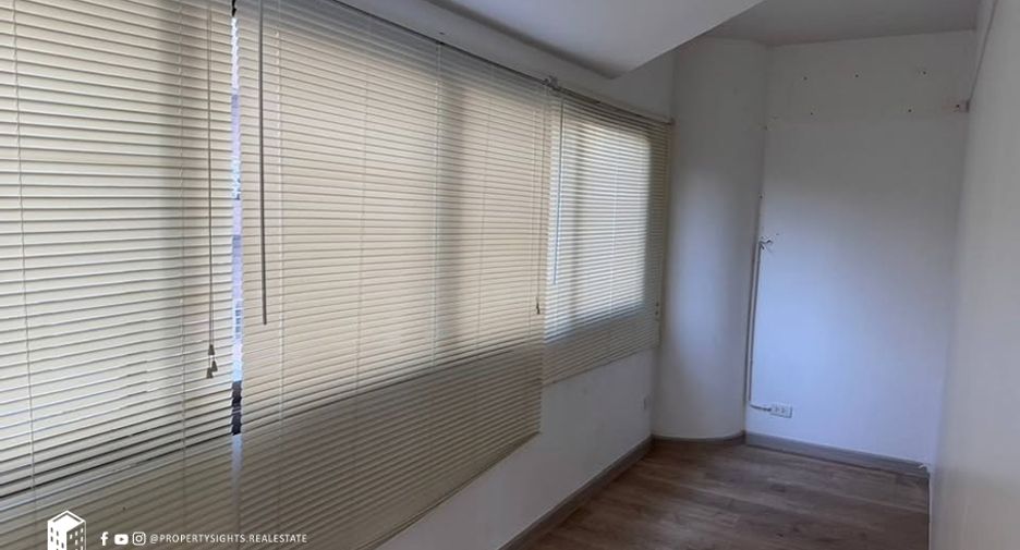 For rent office in Khlong Toei, Bangkok