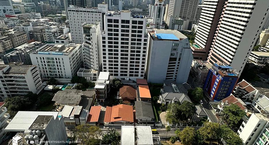ให้เช่า 2 ห้องนอน คอนโด ใน วัฒนา, กรุงเทพฯ