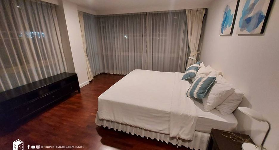 For rent 4 ベッドルーム condo in Sathon, Bangkok