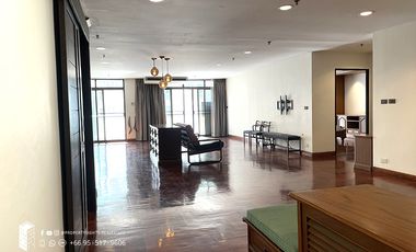 For sale 3 bedrooms condo in Watthana, Bangkok