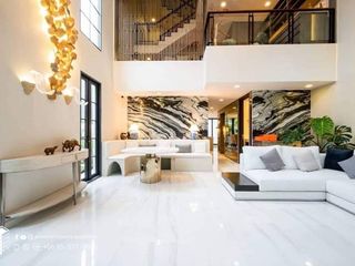 Reihenhaus zur Miete mit 4 Zimmer in Khlong Toei, Bangkok