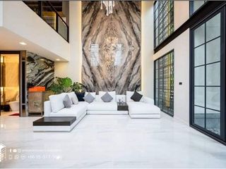 Reihenhaus zur Miete mit 4 Zimmer in Khlong Toei, Bangkok