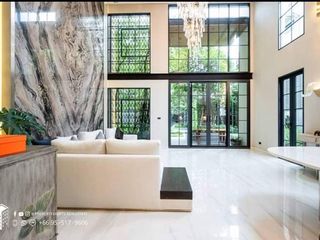 Reihenhaus zur Miete mit 4 Zimmer in Khlong Toei, Bangkok