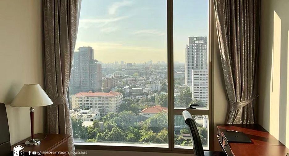 ขาย 2 ห้องนอน คอนโด ใน คลองเตย, กรุงเทพฯ