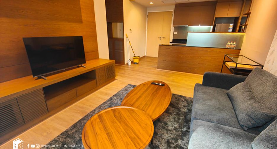 For rent 2 bedrooms condo in Khlong Toei, Bangkok