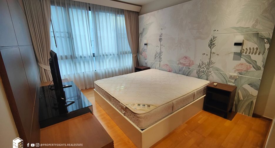 For rent 2 bedrooms condo in Khlong Toei, Bangkok