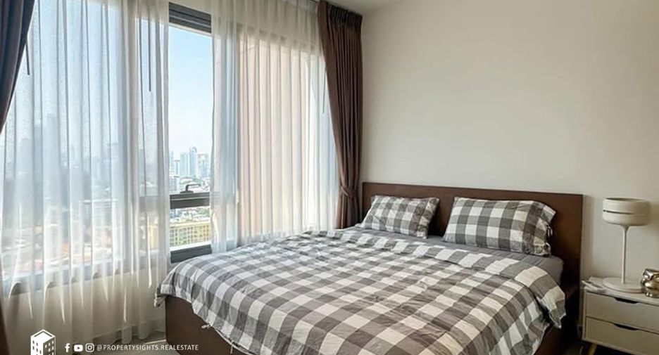 For sale 2 bedrooms condo in Khlong Toei, Bangkok